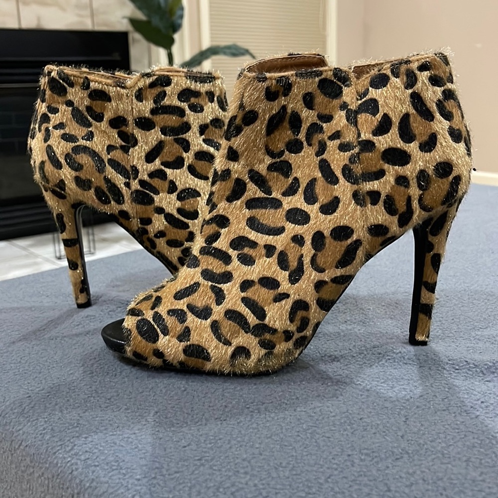 Leopard Bootie with size 9 only worn once from Miss Lola
